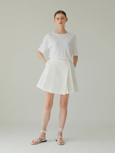 High-Waisted Pleated Linen Shorts Skirt With Tailored Belted Detail