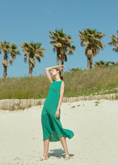 Sleeveless Pleated Hem Linen Dress With Soft Texture and Relaxed Silhouette for Summer Days