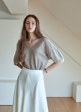 Soft Cotton V-Neck Top With Relaxed Sleeves And Minimalist Fit For Effortless Everyday Elegance