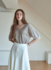 Soft Cotton V-Neck Top With Relaxed Sleeves And Minimalist Fit For Effortless Everyday Elegance