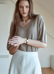 Soft Cotton V-Neck Top With Relaxed Sleeves And Minimalist Fit For Effortless Everyday Elegance