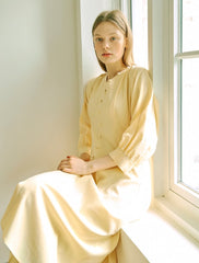 Elegant Midi-Length Linen Dress With Puff Sleeves And Covered Button Detailing