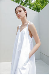 Sleeveless Flared Linen Dress with Wide Straps and V-Neckline – Lightweight Summer Style