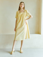 Elegant Square-Neck Midi Dress Made From Breathable Linen With A Flattering Belted Waist Design