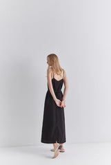 Sleeveless Linen Midi Dress with Waist Tie and Back Slit – Lightweight Summer Wear