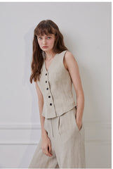 High-Waisted Linen Pants with Wide Legs and Tailored Pleats for Effortless Elegance