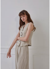 High-Waisted Linen Pants with Wide Legs and Tailored Pleats for Effortless Elegance
