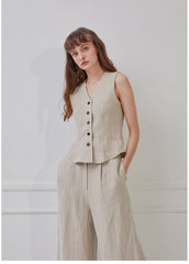 High-Waisted Linen Pants with Wide Legs and Tailored Pleats for Effortless Elegance