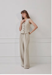 High-Waisted Linen Pants with Wide Legs and Tailored Pleats for Effortless Elegance