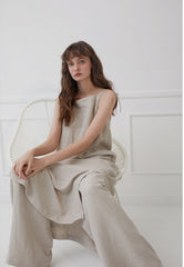 High-Waisted Linen Pants with Wide Legs and Tailored Pleats for Effortless Elegance
