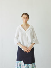 Linen Button-Down Blouse with Flared Sleeves and Sailor Collar – Elegant Women’s Top