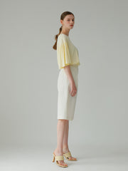 High-Waisted Linen Short With Front Pleats And Tailored Hemline