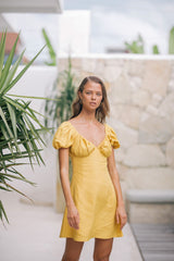 Linen Puff Sleeve Mini Dress with Sweetheart Neckline and Fitted Bodice