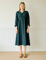 Elegant V-Neck Button-Front Midi Dress in Soft Linen with 3/4 Sleeves and Tailored Fit