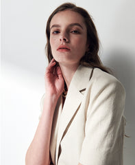 Tailored Short-Sleeve Linen Blazer With Notched Lapels And Double-Breasted Closure