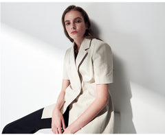 Tailored Short-Sleeve Linen Blazer With Notched Lapels And Double-Breasted Closure