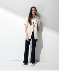 Tailored Short-Sleeve Linen Blazer With Notched Lapels And Double-Breasted Closure