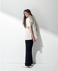 High-Waisted Linen Pants with Tailored Seams and Flared Legs for Summer Styling