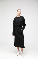 Elegant Sleeveless Linen Midi Dress with Side Slits and Adjustable Shoulder Ties