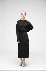 Elegant Sleeveless Linen Midi Dress with Side Slits and Adjustable Shoulder Ties