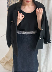 Tailored Double-Breasted Linen Blazer With Pearl Button Accents And Structured Silhouette