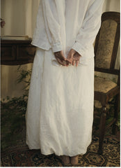 Blusa Teresa de lino y algodón con cuello puritano y manga larga