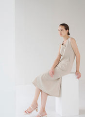 Sleeveless Button-Front Linen Midi Dress for Women with Square Neckline and Flattering Fit