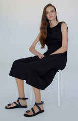 Sleeveless Linen Midi Dress with Waist Detail and Cutout Back Design