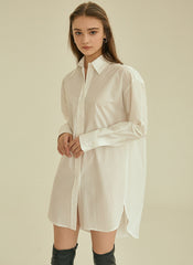 Classic Oversized Cotton Poplin Shirt with Long Sleeves and Curved Hem for Effortless Styling