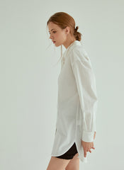 Classic Oversized Cotton Poplin Shirt with Long Sleeves and Curved Hem for Effortless Styling