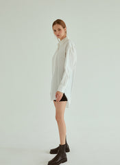 Classic Oversized Cotton Poplin Shirt with Long Sleeves and Curved Hem for Effortless Styling