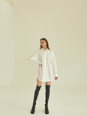 Classic Oversized Cotton Poplin Shirt with Long Sleeves and Curved Hem for Effortless Styling