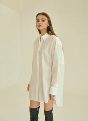 Classic Oversized Cotton Poplin Shirt with Long Sleeves and Curved Hem for Effortless Styling