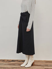 Women's High-Waisted Linen Midi Skirt with Front Twist Detail – Minimalist Draped Silhouette