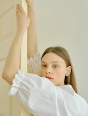 Women's Linen Blouse with Lace Trim and Balloon Sleeves – Button-Front Relaxed Fit Top