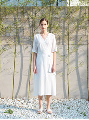 Wrap-Style Linen Midi Dress with Elbow-Length Sleeves and Waist Tie for Feminine Fit