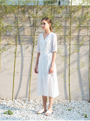 Wrap-Style Linen Midi Dress with Elbow-Length Sleeves and Waist Tie for Feminine Fit