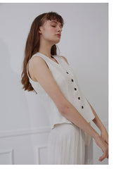 High-Waisted Linen Pants With Wide Legs And Soft Pleats For Effortless Styling