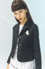 Tailored Linen Blazer for Women with Structured Fit, Classic Lapel, and Lightweight Fabric