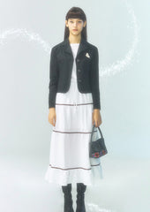 Tailored Linen Blazer for Women with Structured Fit, Classic Lapel, and Lightweight Fabric