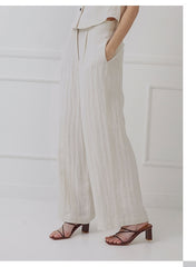 High-Waisted Linen Pants With Wide Legs And Soft Pleats For Effortless Styling