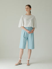 Tailored Linen Shorts with Front Pleats and High-Waisted Silhouette