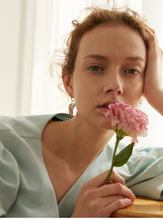 Women's Linen Blouse with Puff Sleeves and V-Neck Button Front – Lightweight Tailored Top