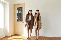 Tailored Linen Blazer With Notched Lapels And Button Front For Versatile Summer Layering