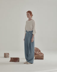 Relaxed-Fit Linen Blouse With Rounded Neckline And 3/4 Sleeves For Effortless Elegance