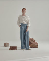 Relaxed-Fit Linen Blouse With Rounded Neckline And 3/4 Sleeves For Effortless Elegance