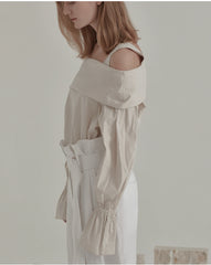 High-Waisted Wide-Leg Linen Pants With Belted Waist and Tailored Pleats