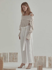 High-Waisted Wide-Leg Linen Pants With Belted Waist and Tailored Pleats
