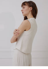 Sleeveless Linen Top With V-Neckline And Contoured Button Front