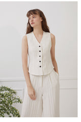 Sleeveless Linen Top With V-Neckline And Contoured Button Front